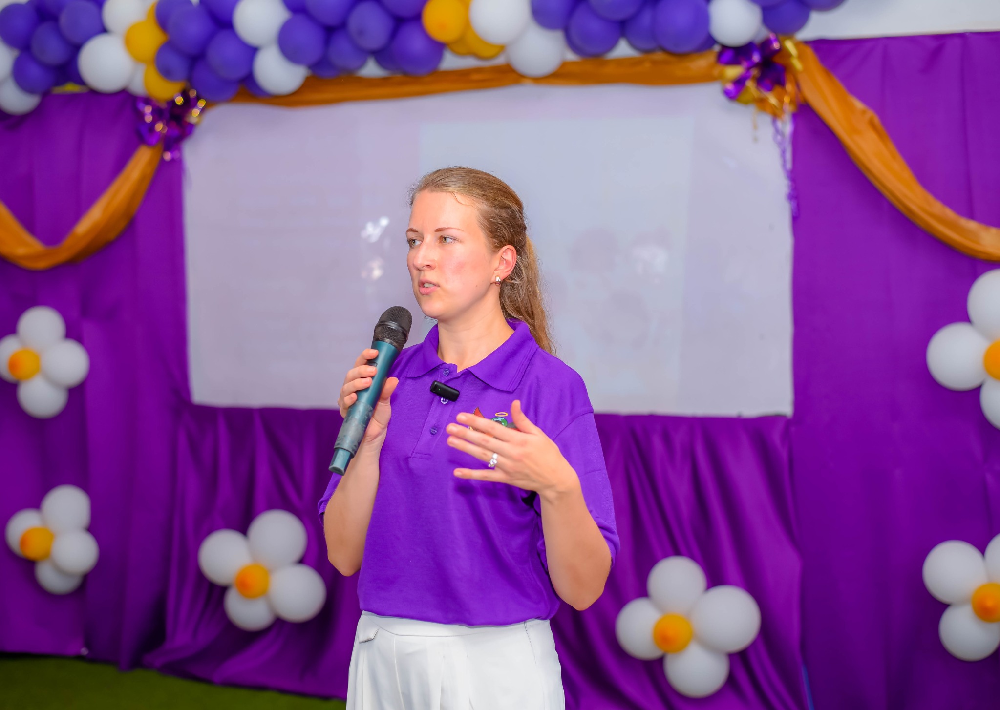 Eva Reischl speaking at the Angel Wings launch
